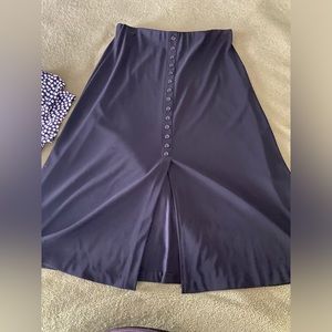 Skirt button down